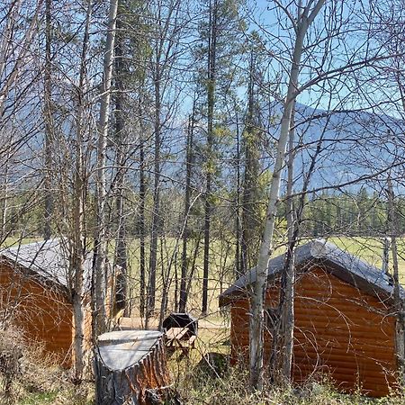Rocky Mountain Cabins And Home Golden Εξωτερικό φωτογραφία